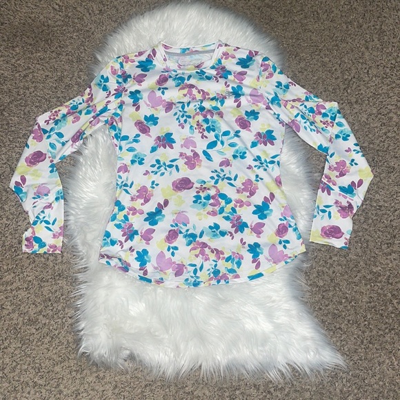 Coolibar UV Long Sleeve Devi, Dynamic Floral Fitness Shirt - Picture 4 of 8